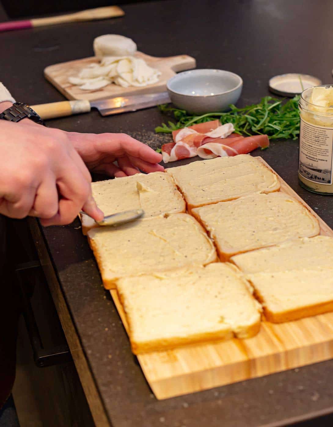 Casinobrood met truffelmayonaise