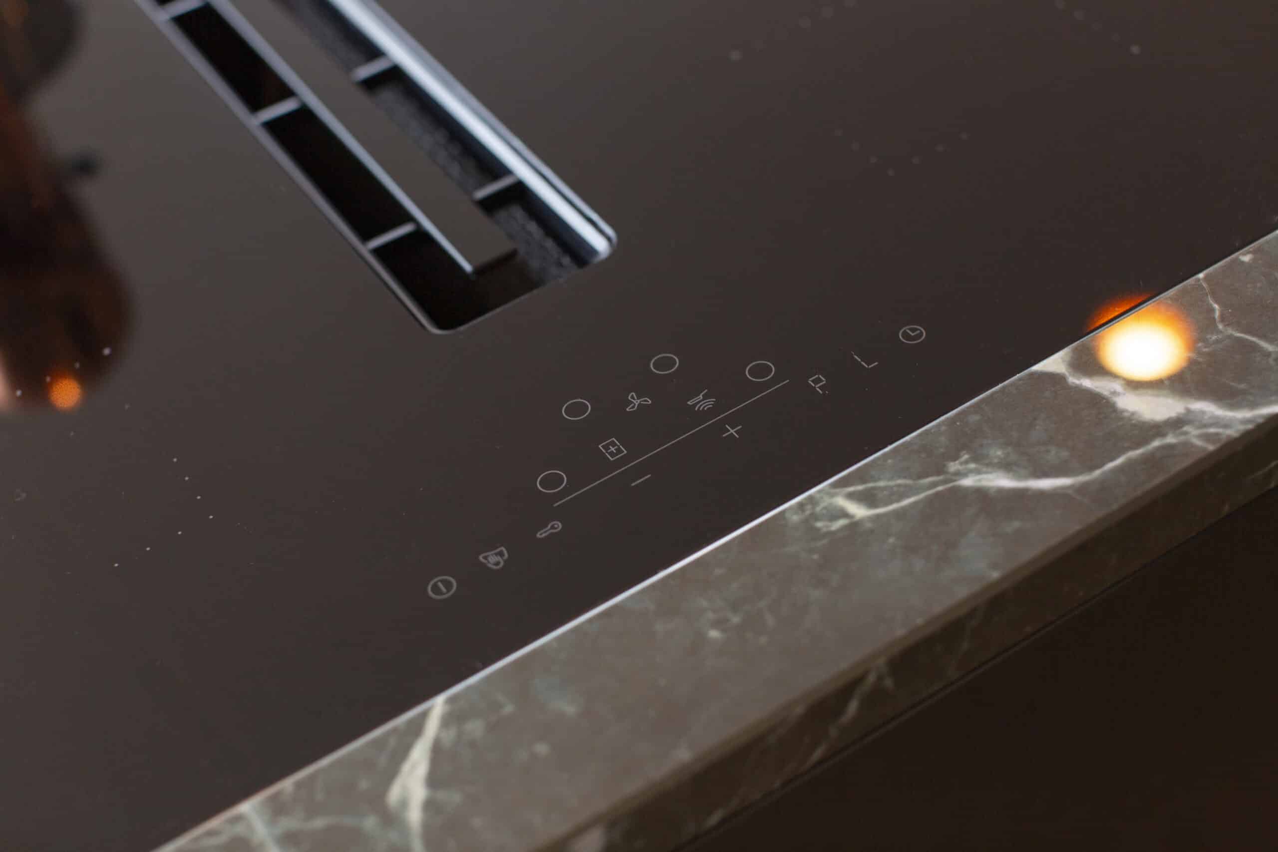 Geïntegreerde kookplaat met afzuiging