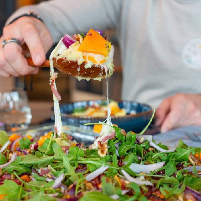 Ingrediënten voor de traybake met pompoen en aardappelrozetjes