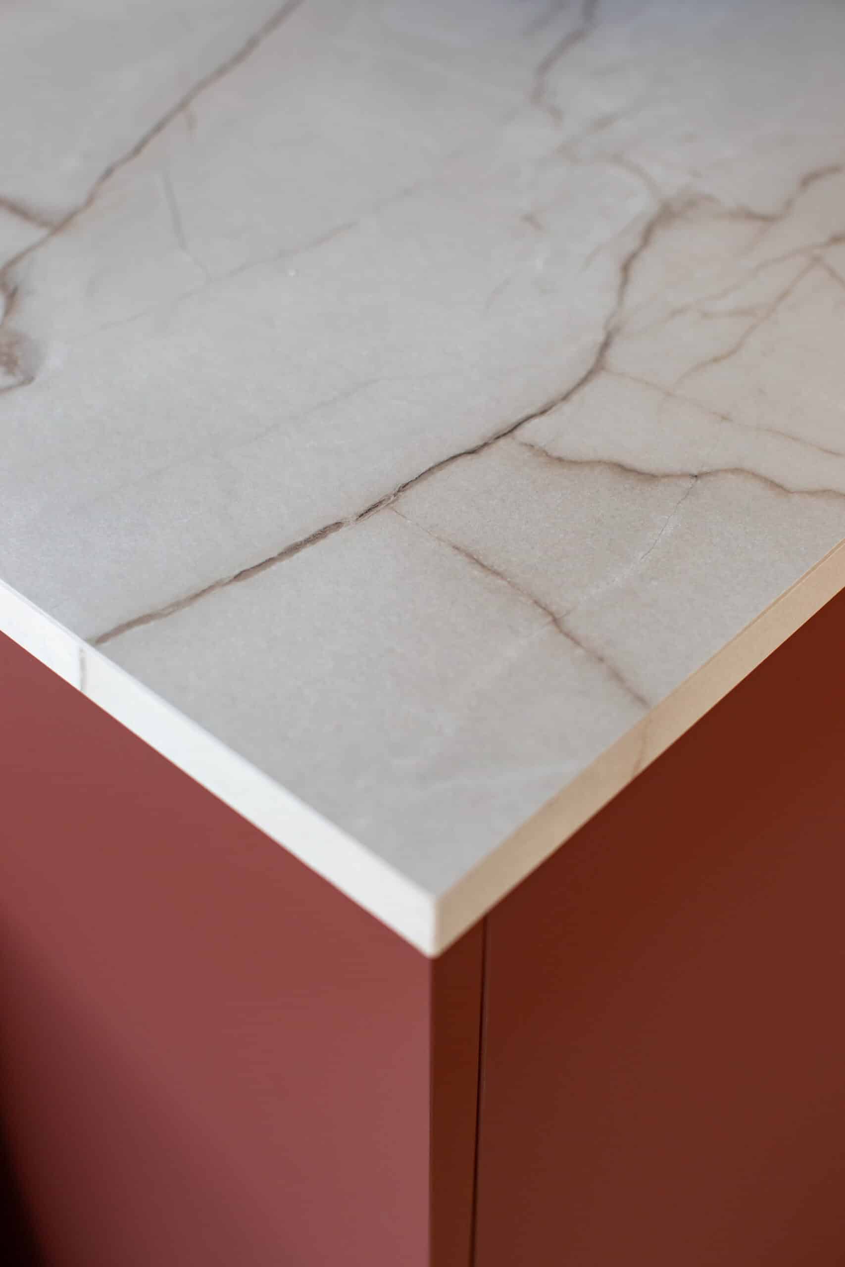 Kunststof werkblad onderhouden